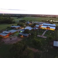 Lucky Spur Ranch - Retreat