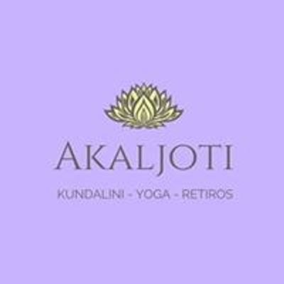 Akaljoti  Kundalini  Yoga  Retiros