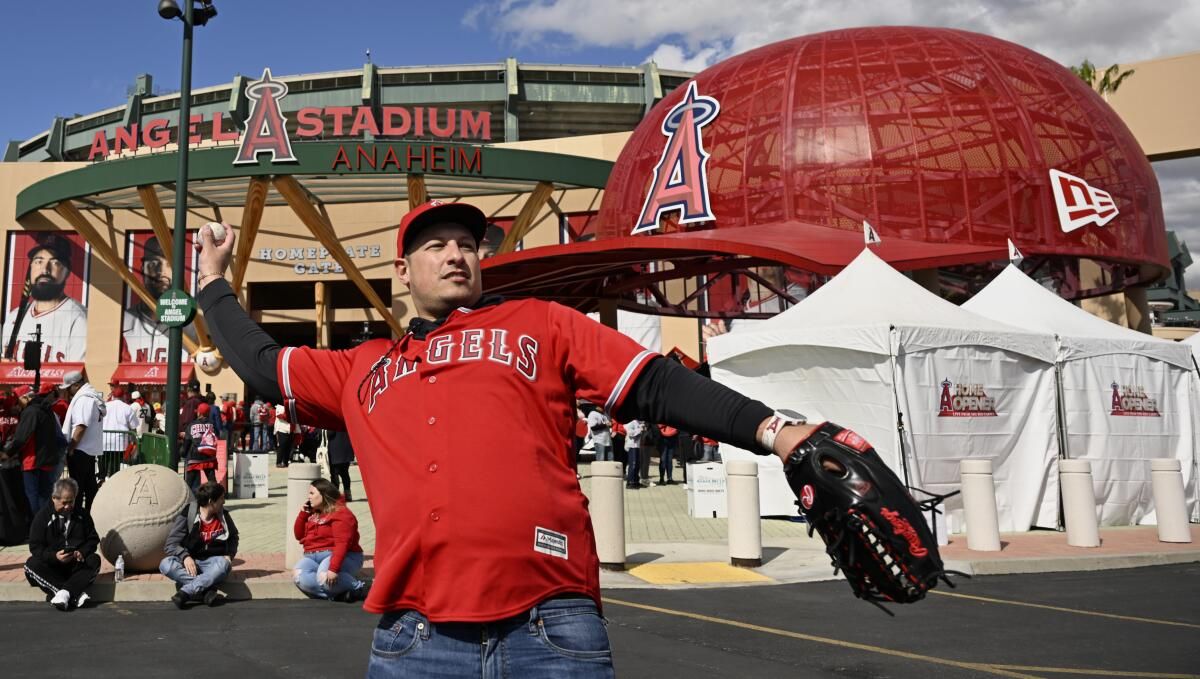 Arizona Diamondbacks at Los Angeles Angels at Angel Stadium of Anaheim