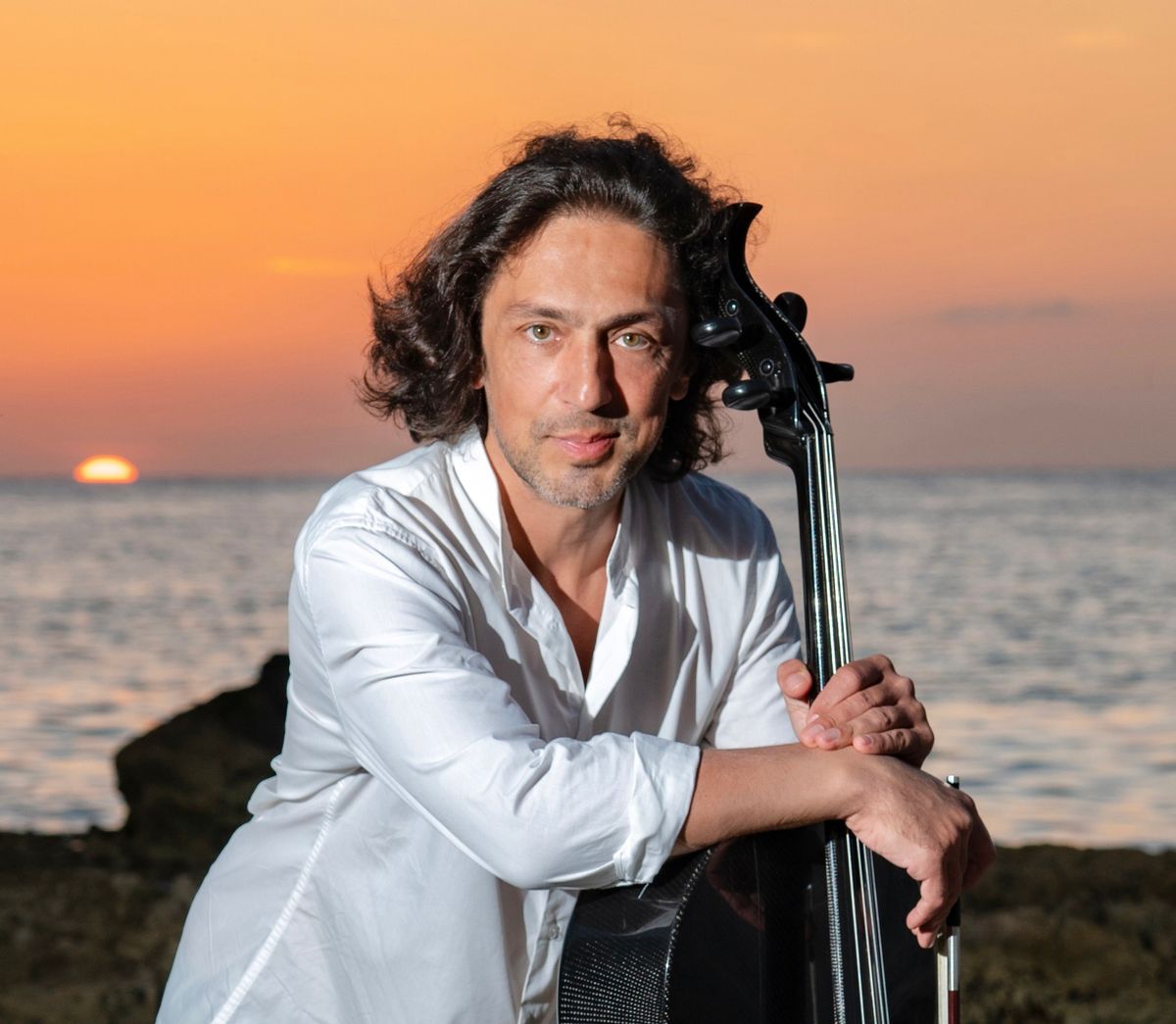 IAN MAKSIN in CENTRAL JERSEY: Songs of the Vagabond Cello 2024 Tour