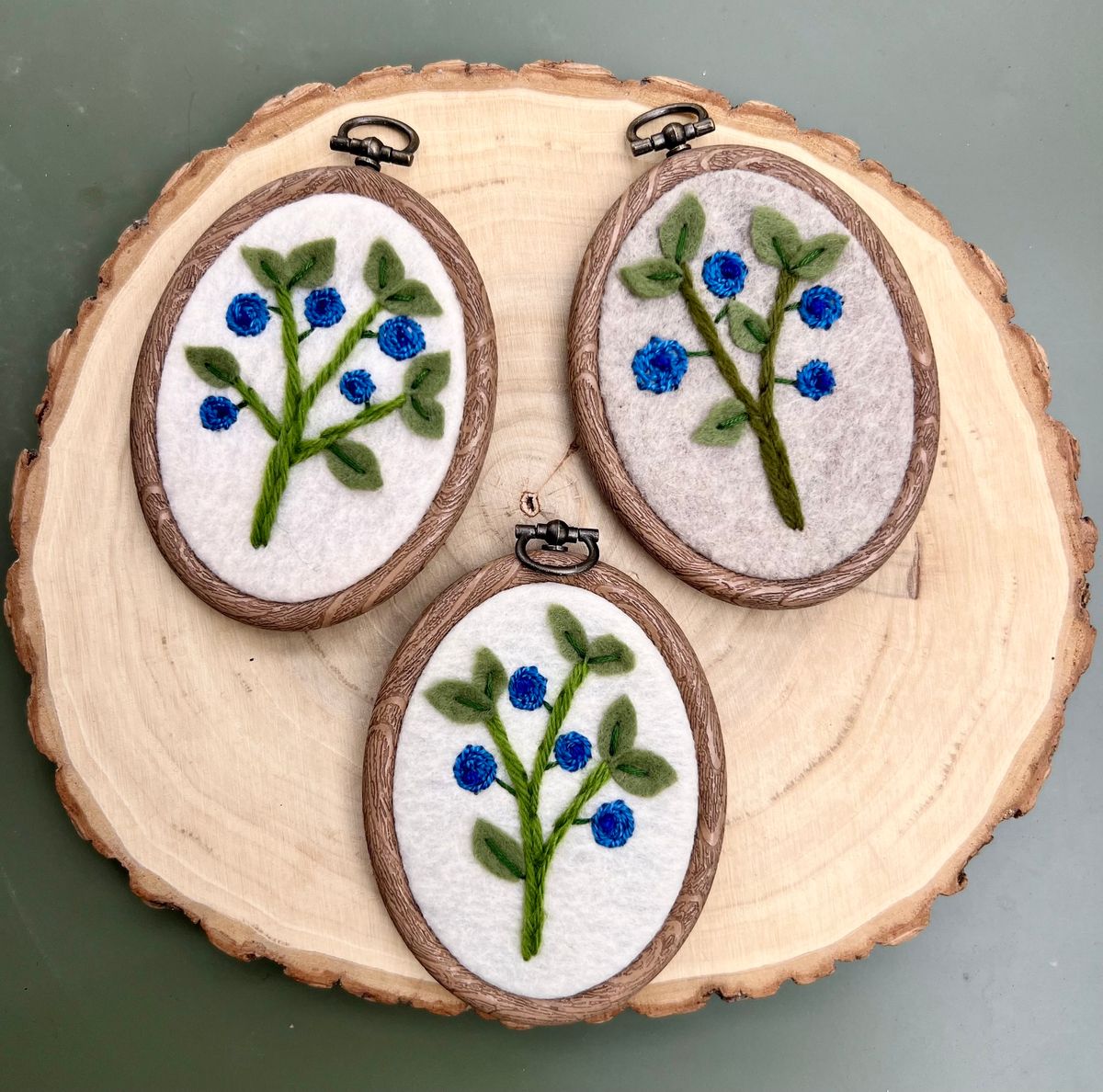 Blueberry Embroidery Class @ Ravens Ring Brewing Co. 1\/15