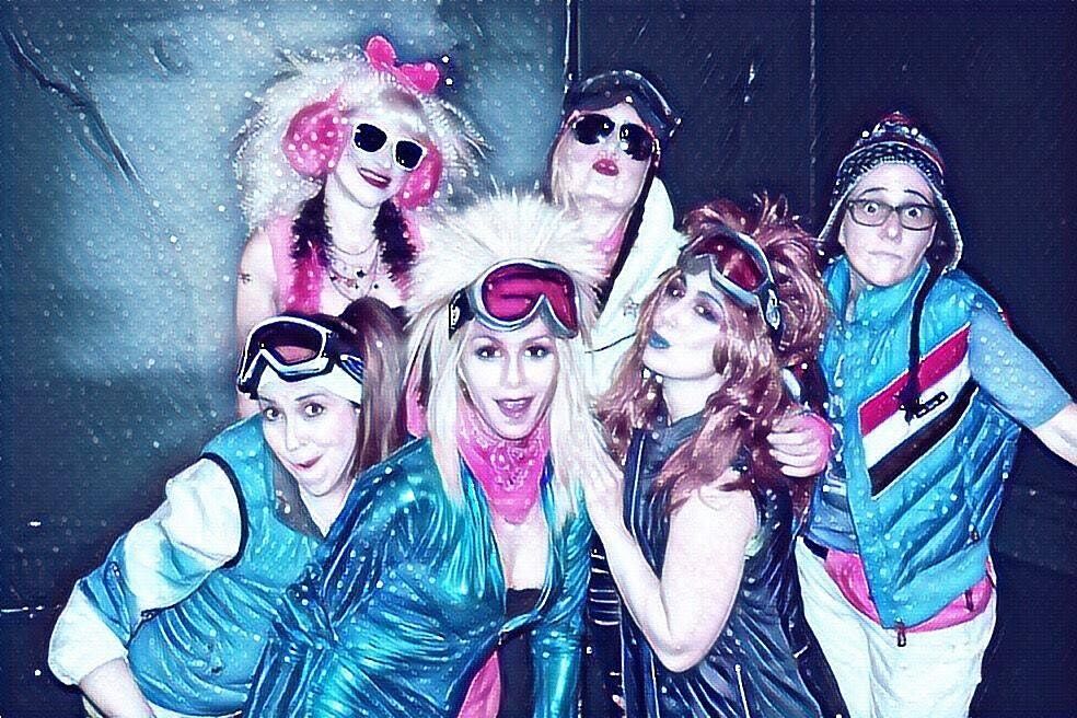 Flock of Seagirls (Ladies of the 80's Tribute) LIVE @ Retro Junkie