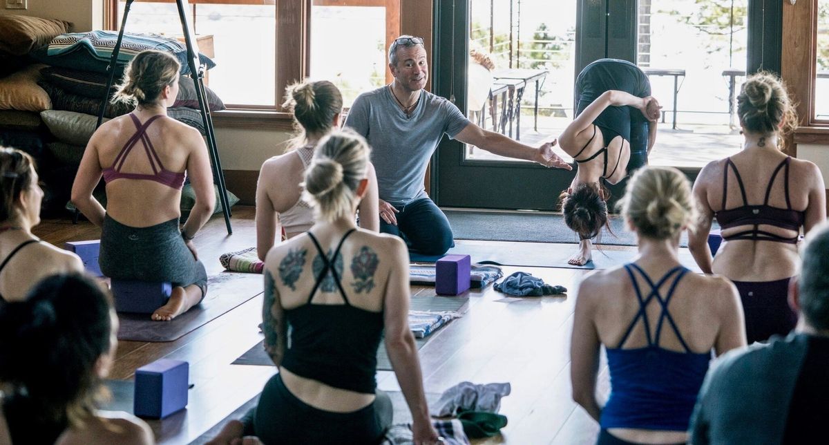 Detox Flow with Pete G Yoga