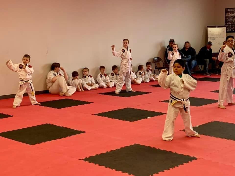 Testing-Little Dragon, KIDS White & Yellow belt