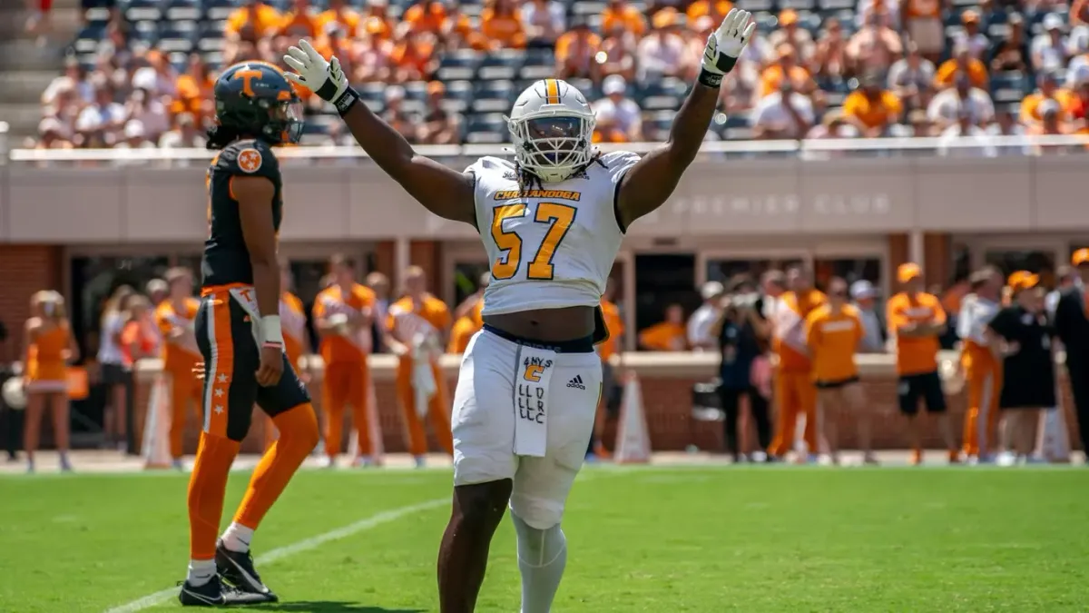 Parking Tennessee Volunteers at Georgia Bulldogs Mens Basketball