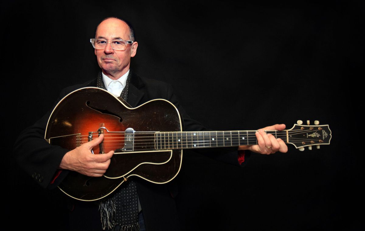 Andy Fairweather Low and The Low Riders