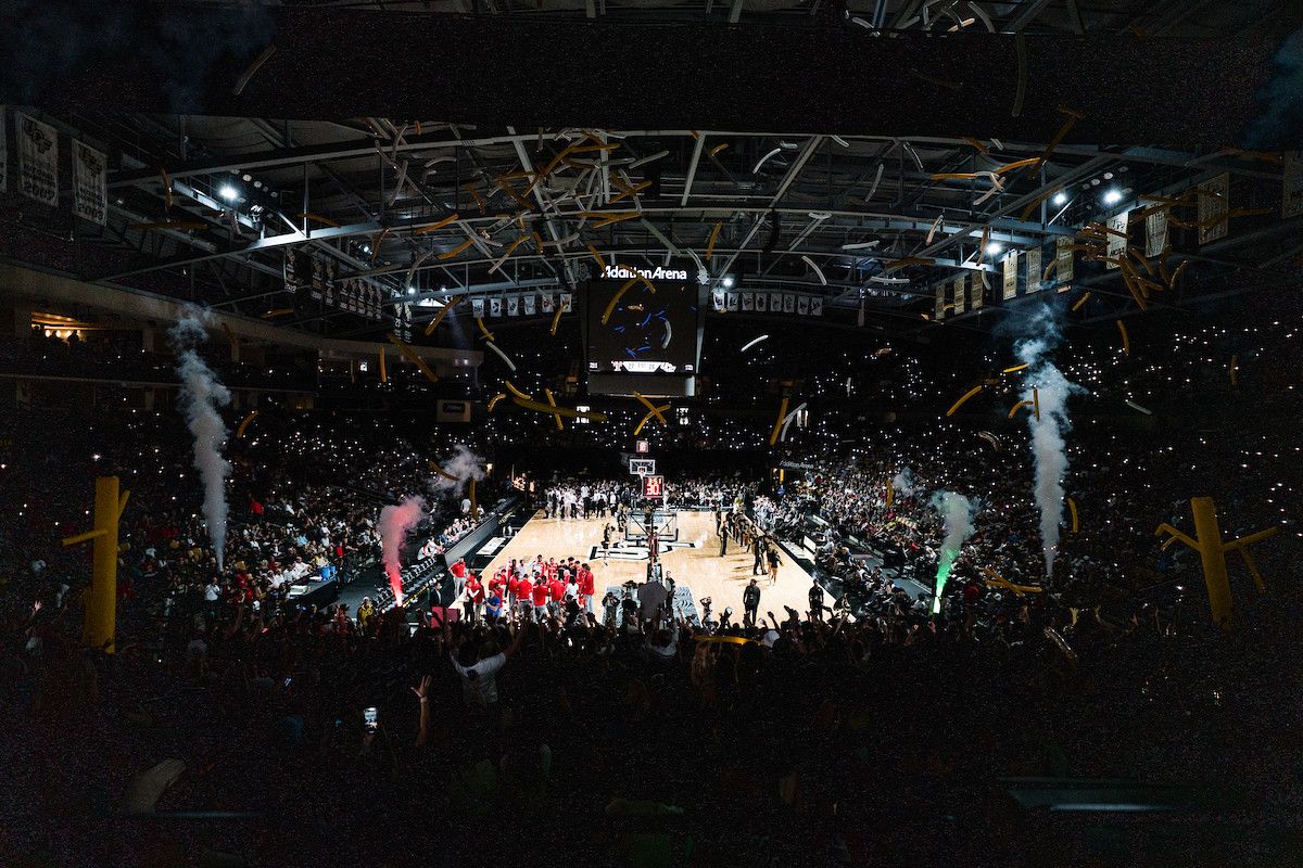 Parking Cincinnati Bearcats at UCF Knights Womens Volleyball