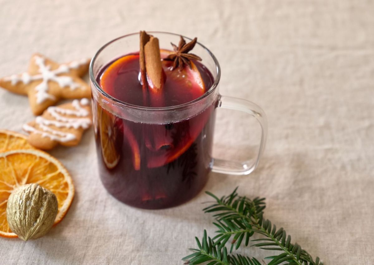 Mulled Wine & Mooch: Christmas Shopping Event 