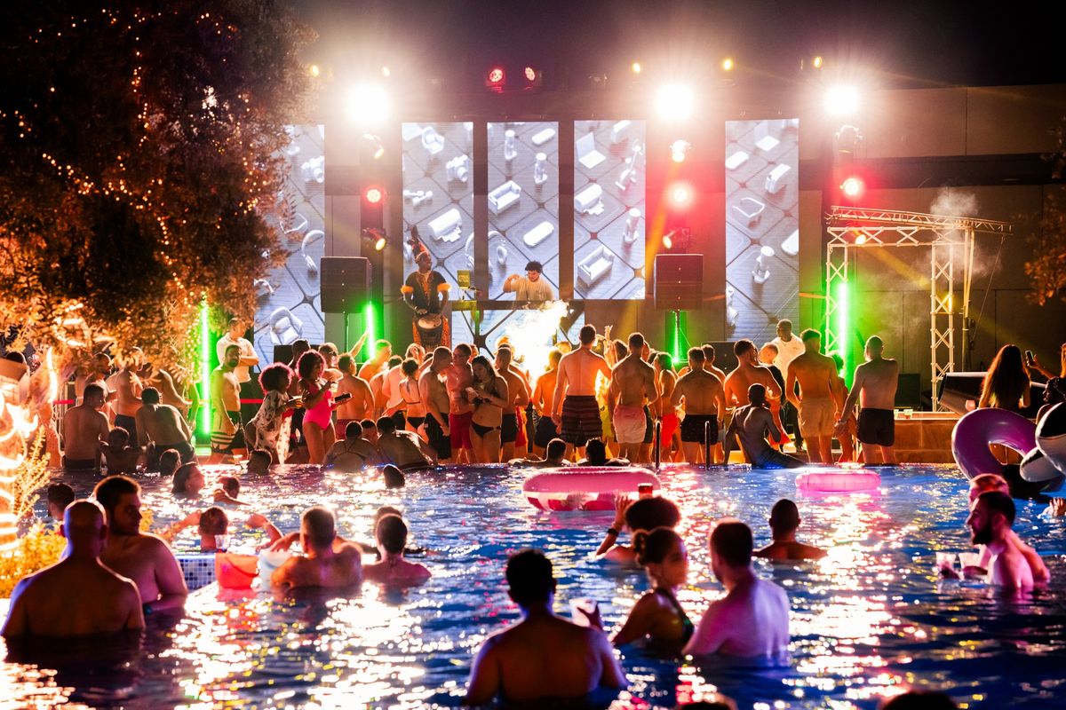 Legendary Aloft Night Time Pool Party | Friday, October 4