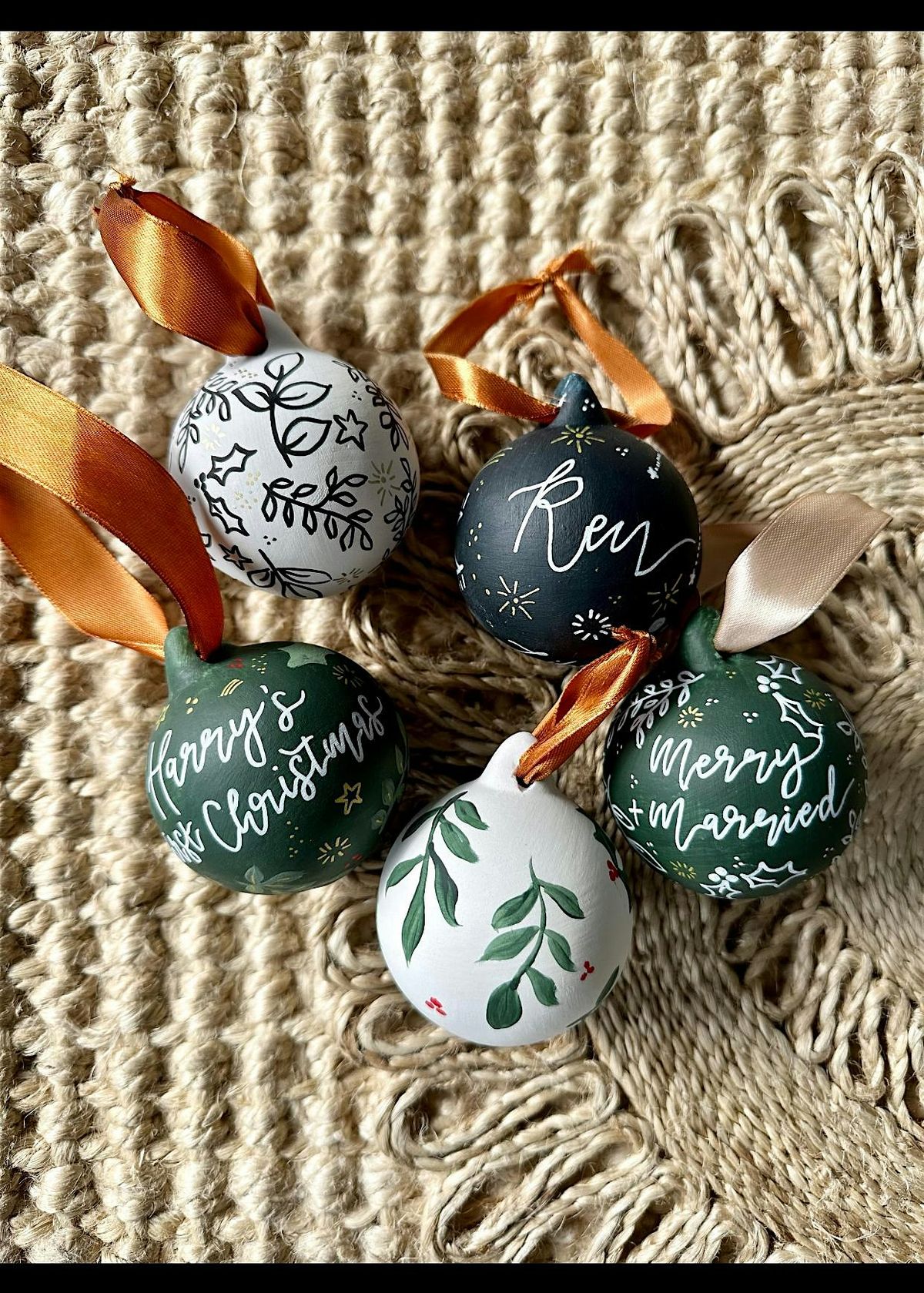 Baubles & Bubbles @ The Bay Hotel, Coverack, Cornwall