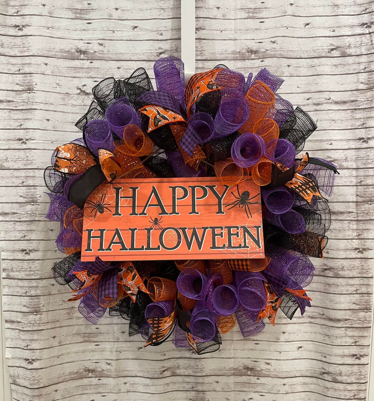 SPECIALITY Halloween Wreath Class with Tis TJ Custom Creation