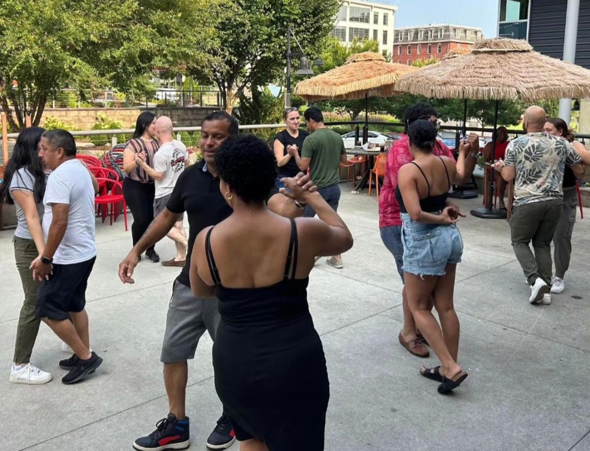 Merengue Monday on the Alma Patio