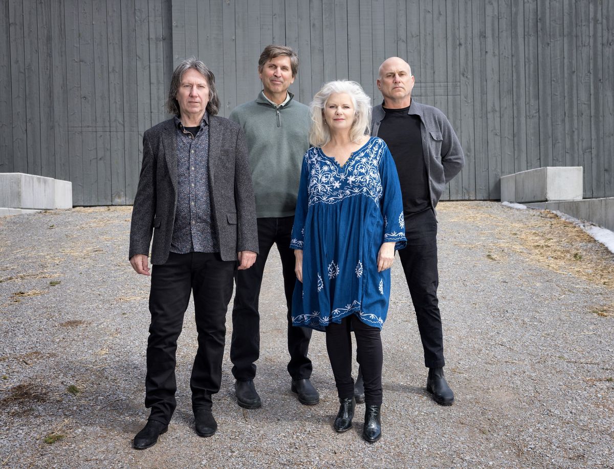 Cowboy Junkies (seated show)