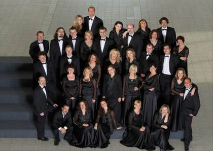 T\u0158\u00cdKR\u00c1LOV\u00dd KONCERT \u010cESK\u00c9HO FILHARMONICK\u00c9HO SBORU BRNO