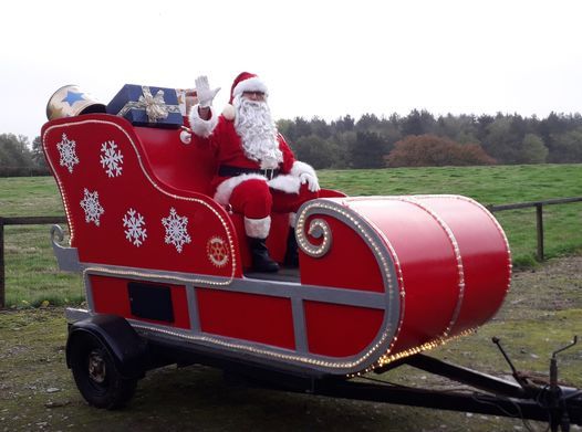 Christmas Float Around Bletchley Poets Estate