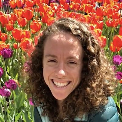 Chelsey Stone \/ Read & Run on the Road