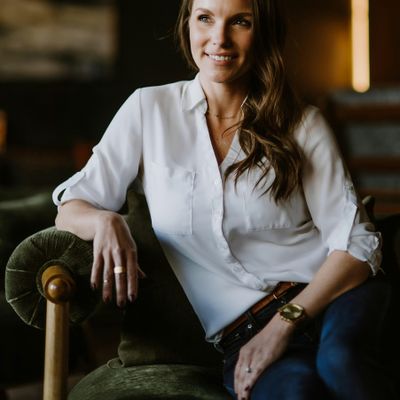 Dovie Gena | Founder Born to Be Wild Lifestyle