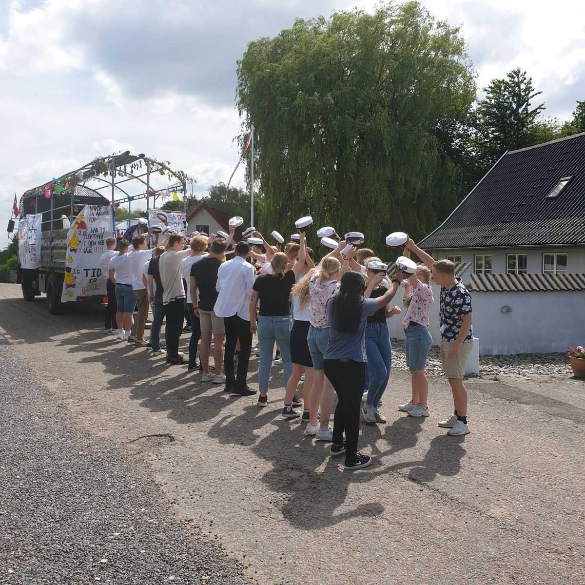 Studenterk\u00f8rsel med 3B Munkensdam Gymnasium i 2025