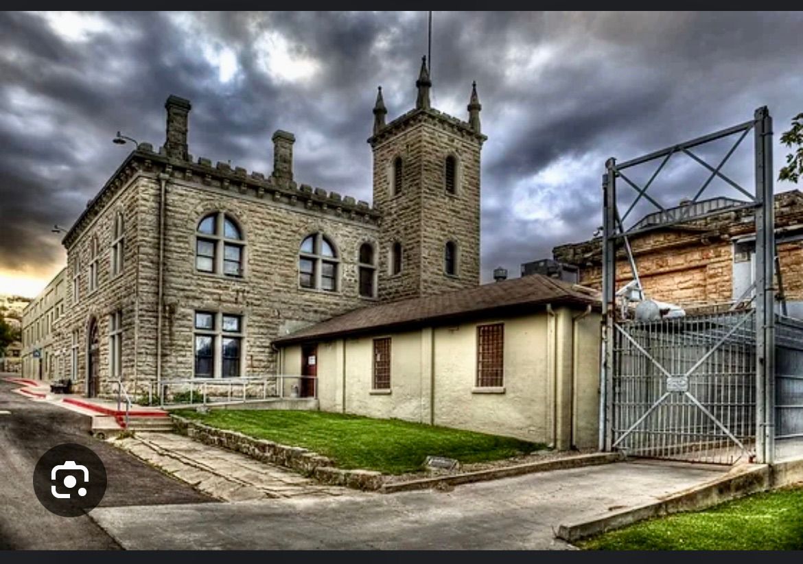 Ghost Hunting in Boise (Old Idaho Penitentiary Site)