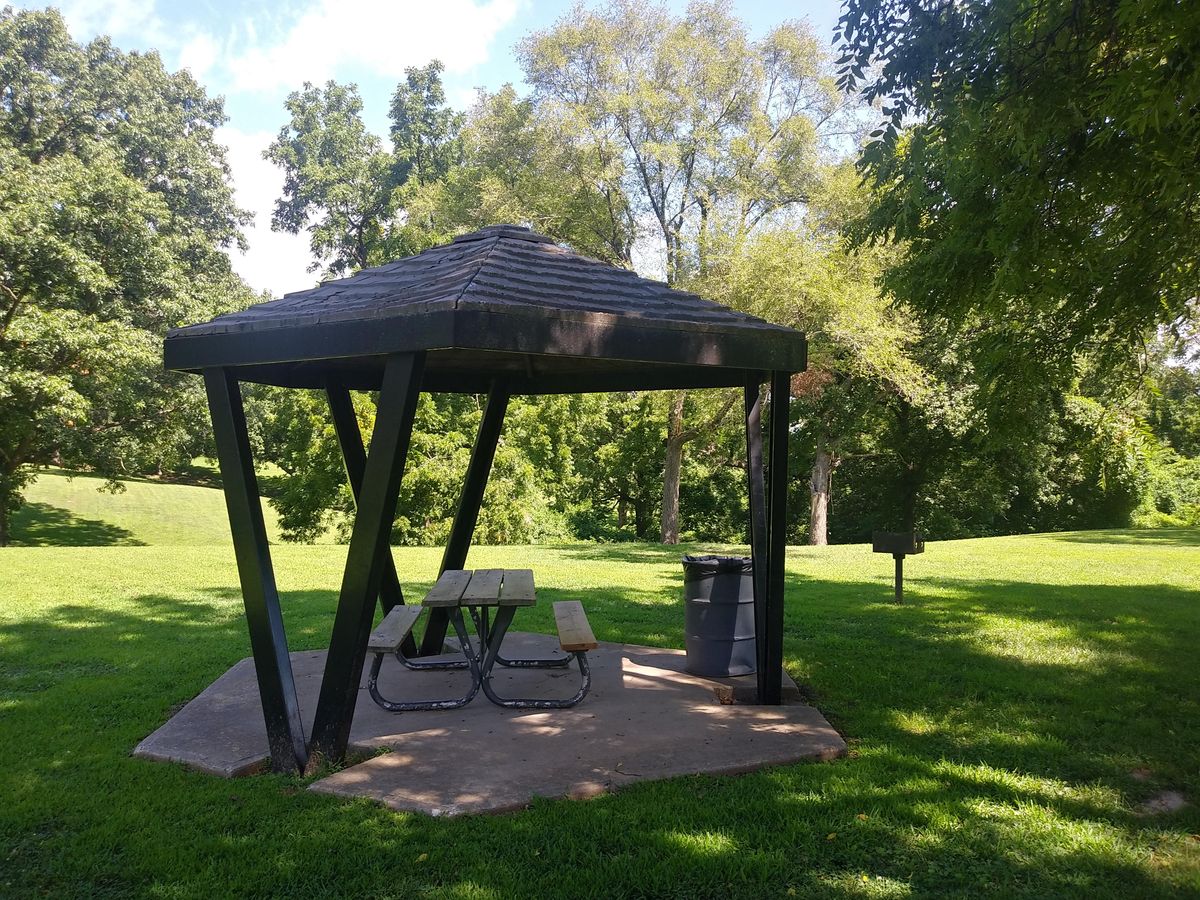 Park Shelter at VA Park - Dates in April-June 2022