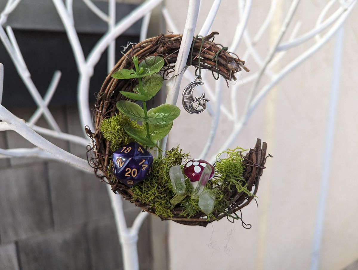 Witchy Wednesday: Making Moon Wreaths