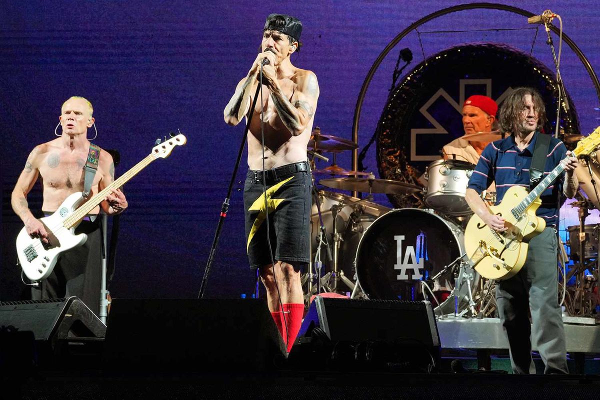 Red Hot Chili Peppers (Concert)