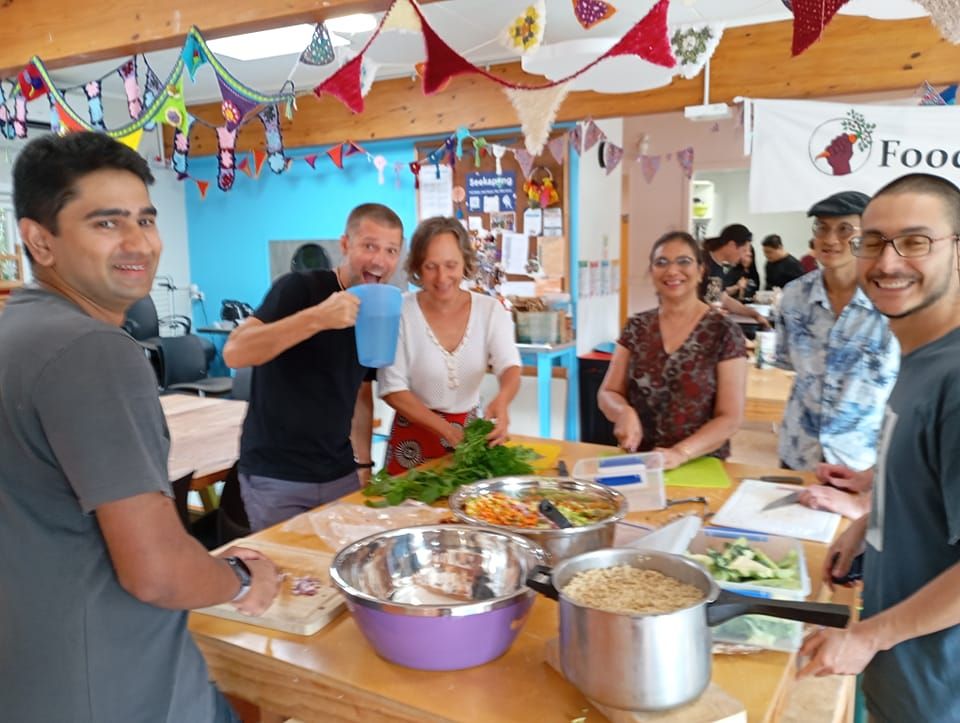 Food not Bombs Cook-Up