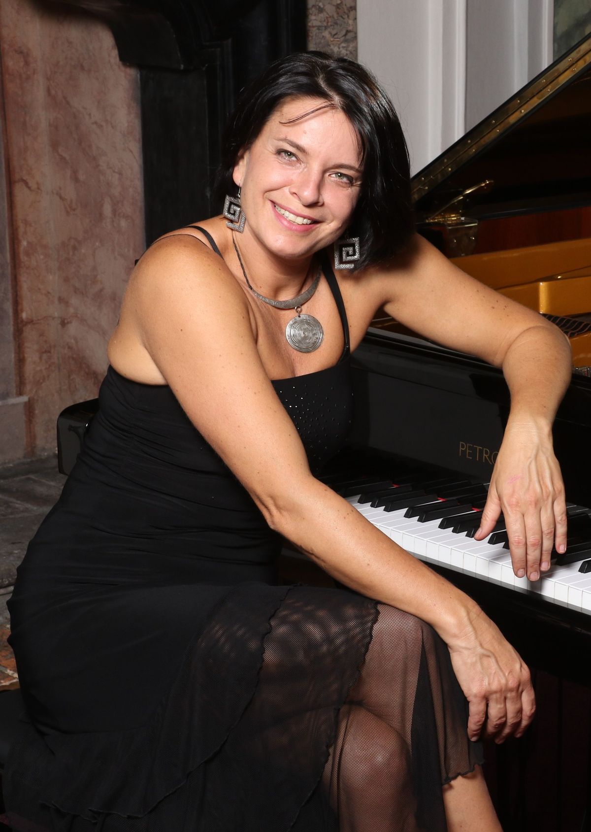  32. Pianosalon \u2013 Jitka \u010cechov\u00e1 \u201eMeine Tschechen verstehen mich\u201c