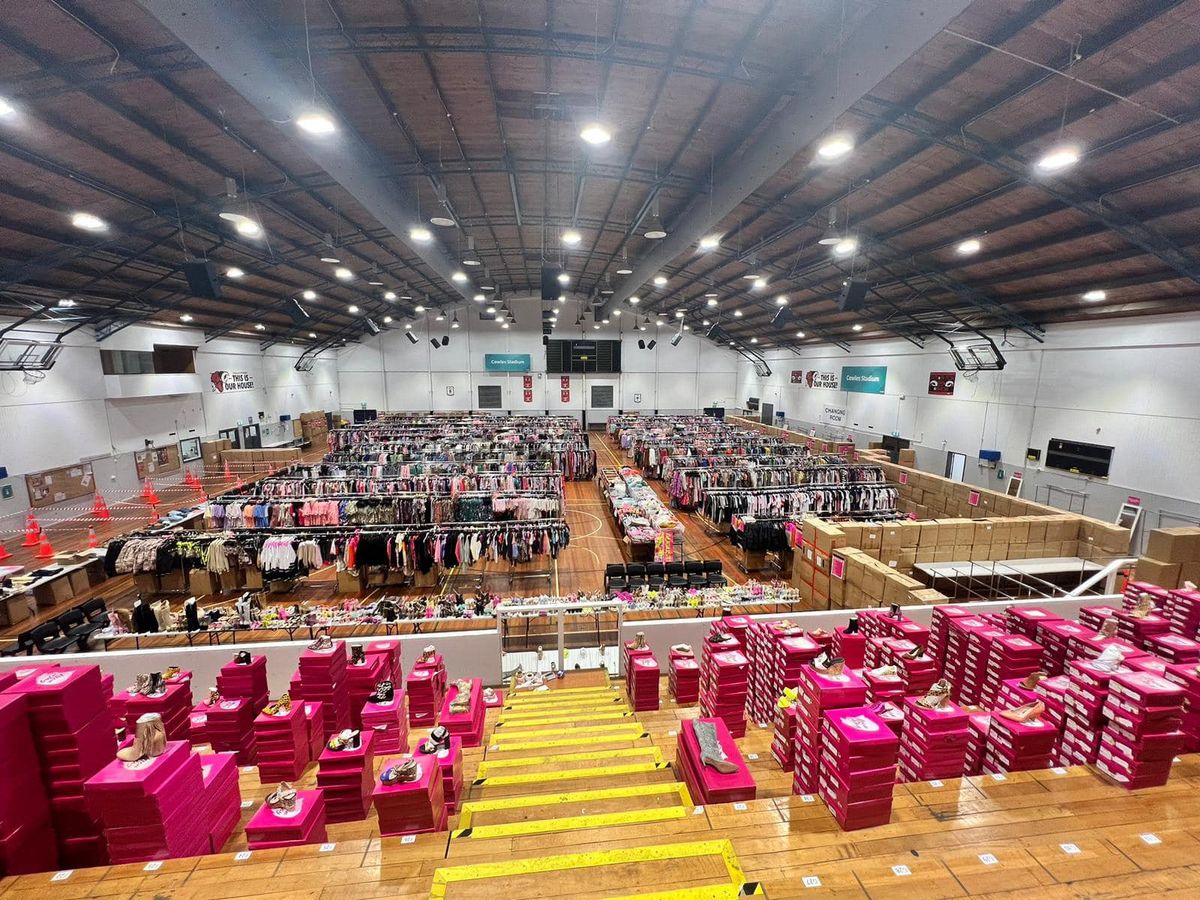 MASSIVE AUCKLAND WAREHOUSE SALE - ONSITE ONLY