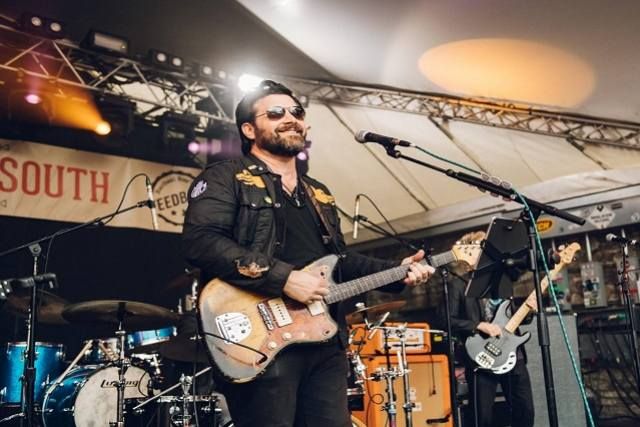 Bob Schneider at Evanston Space