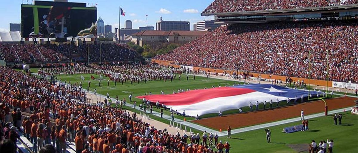 UTSA Roadrunners at Texas Longhorns Football at Darrell K Royal - Texas Memorial Stadium