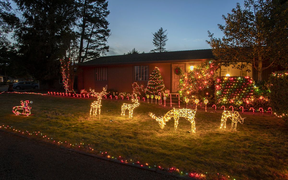 Seaside Yuletide