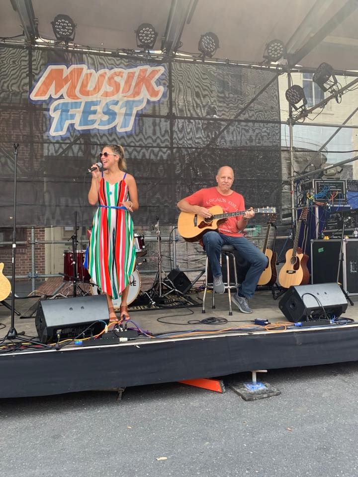 Stef & Mike @ Musikfest Main St.