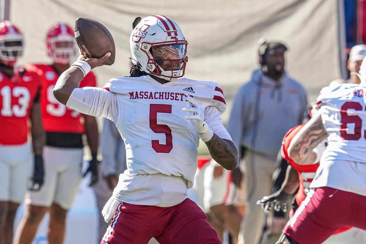 UMass Minutemen vs. Miami Hurricanes