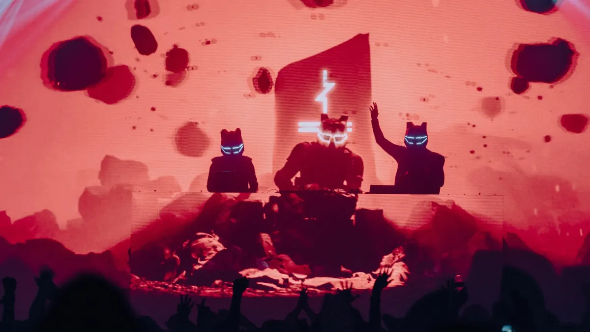 Black Tiger Sex Machine, Ravenscoon, Space Wizard, Sharlitz Web in Austin