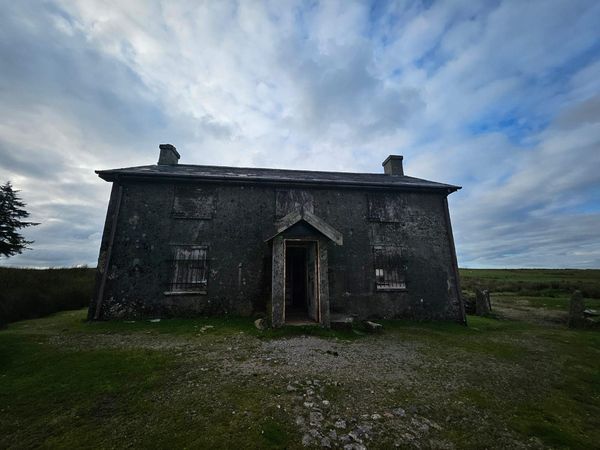 NUNS CROSS FARM GHOST HUNT