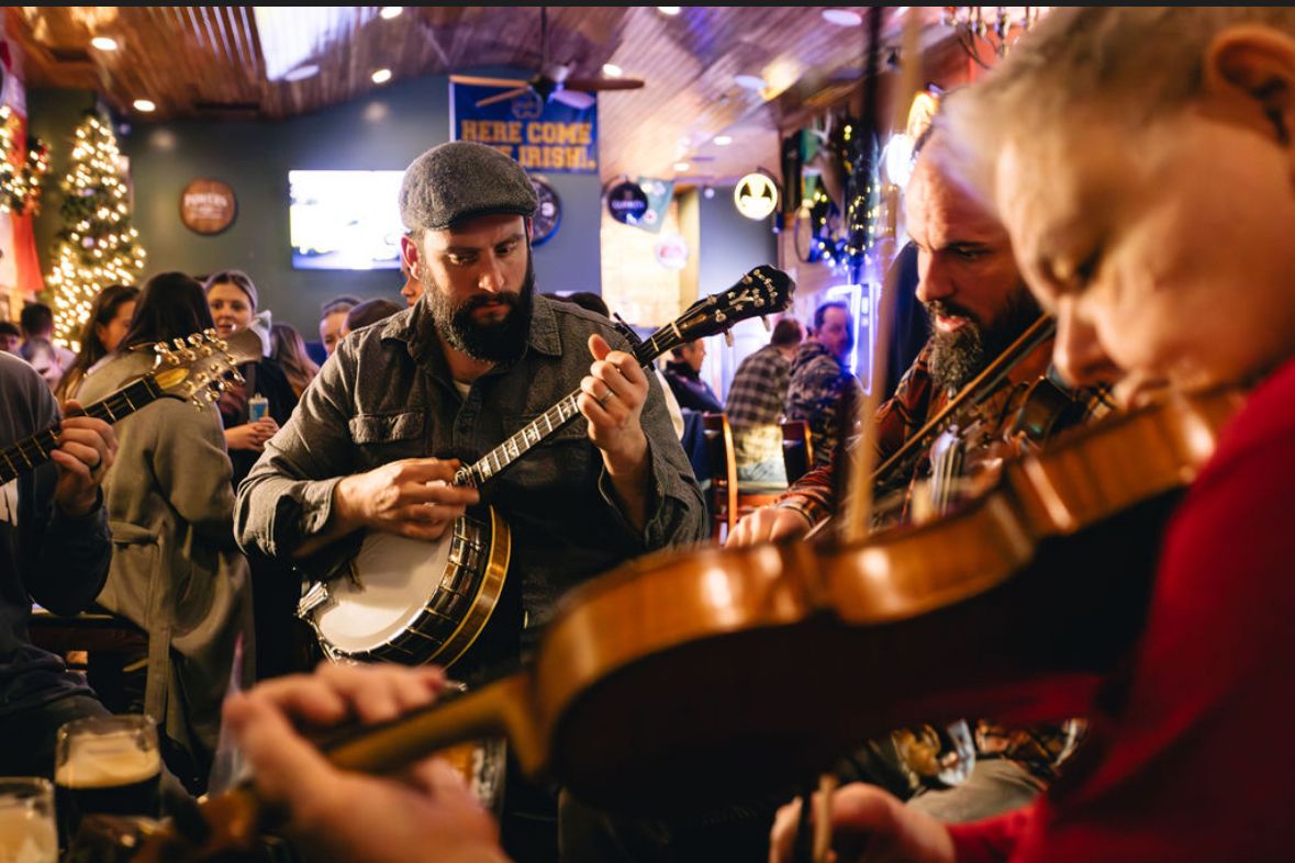 Irish Sessions @ Bobby\u2019s Eastside 