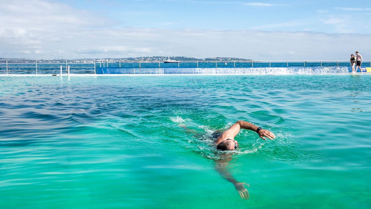 Swim The Bay Challenge at Shoalstone Seawater Pool