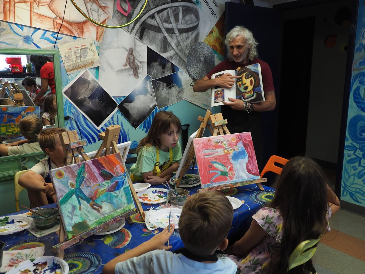 UWS Manhattan \u0410RT STUDIO Drawing Painting Classes for Kids. 72 str