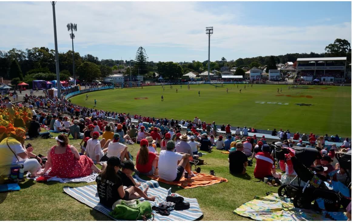 Sydney Swans Grand Final live on the big screen at Henson Park