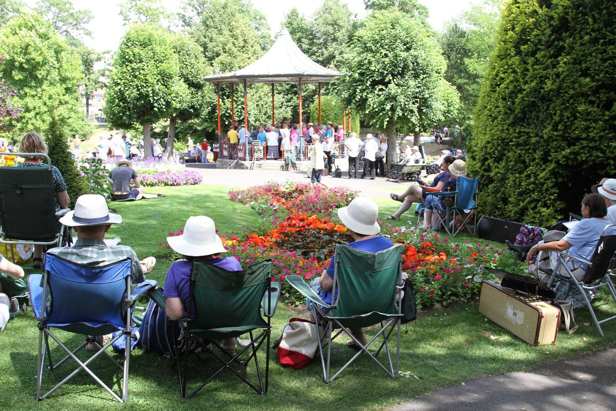 Swingtime in the Gardens 