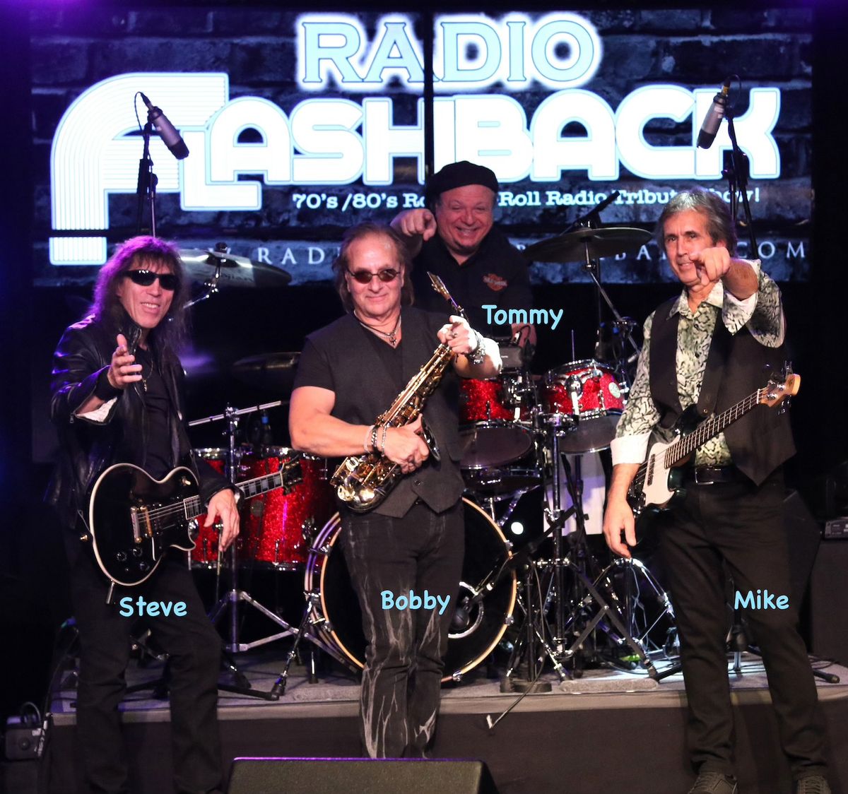 Radio Flashback rocks Danfords, Port Jefferson!