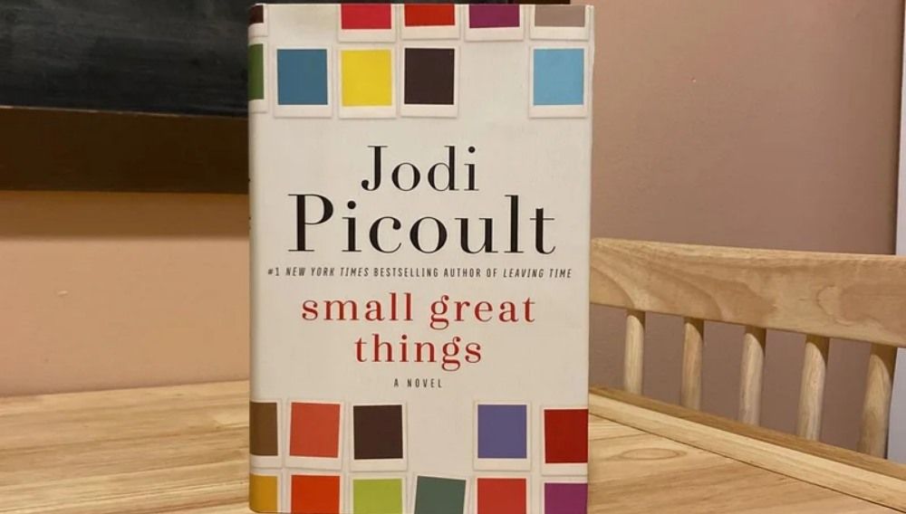 Hello Sunshine Book Club: Small Great Things