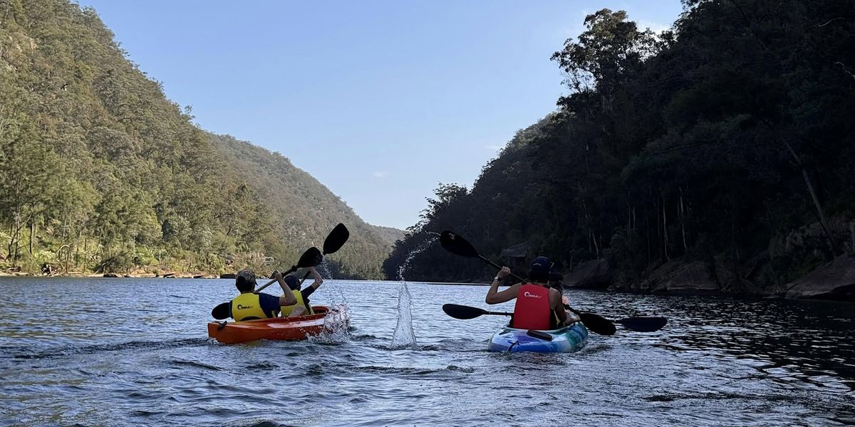 Nepean River Tour - Paddle to Glenbrook Creek