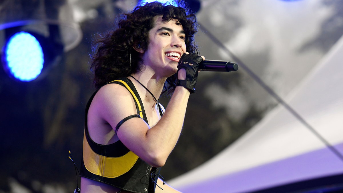 Conan Gray at Sporthalle Hamburg