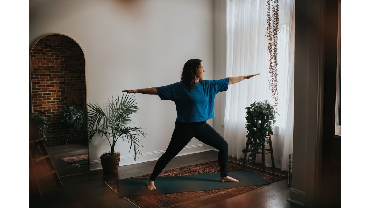 Monday Yoga With Mandy Loy 