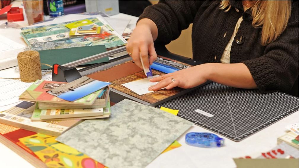 Class: Scrapmania, Sat. Feb. 8, 9:30 - 6:30pm