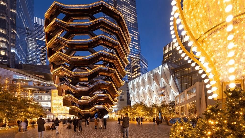 High Line & Hudson Yards Holiday Date Walk (20s, 30s, 40s Singles Stroll)