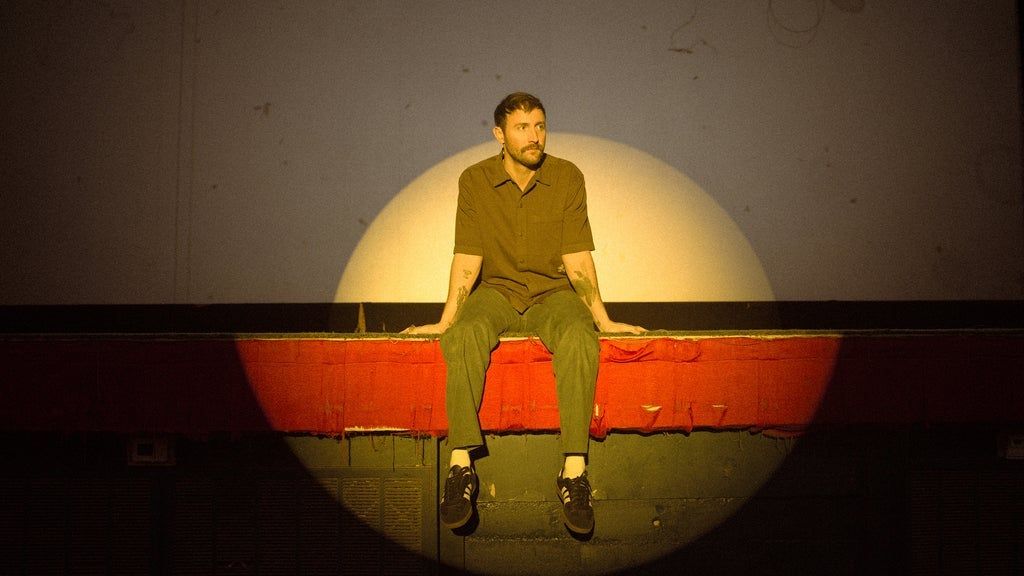 Ruston Kelly (18 and Over with Valid Government ID)