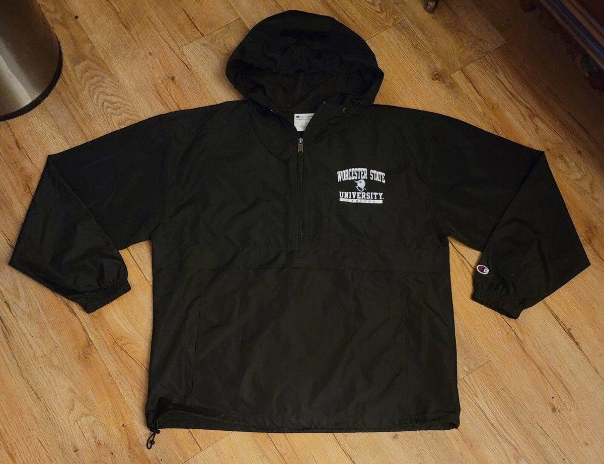 Holy Cross Crusaders vs. Worcester State University Lancers